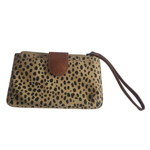 Cheetah Print Faux Leather Wristlet‎ Wallet with Card Slots Tan Brown Black